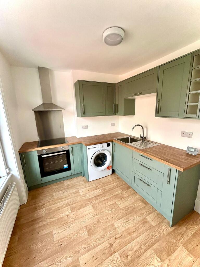 A newly refurbished two bedroom flay in Finsbury 
