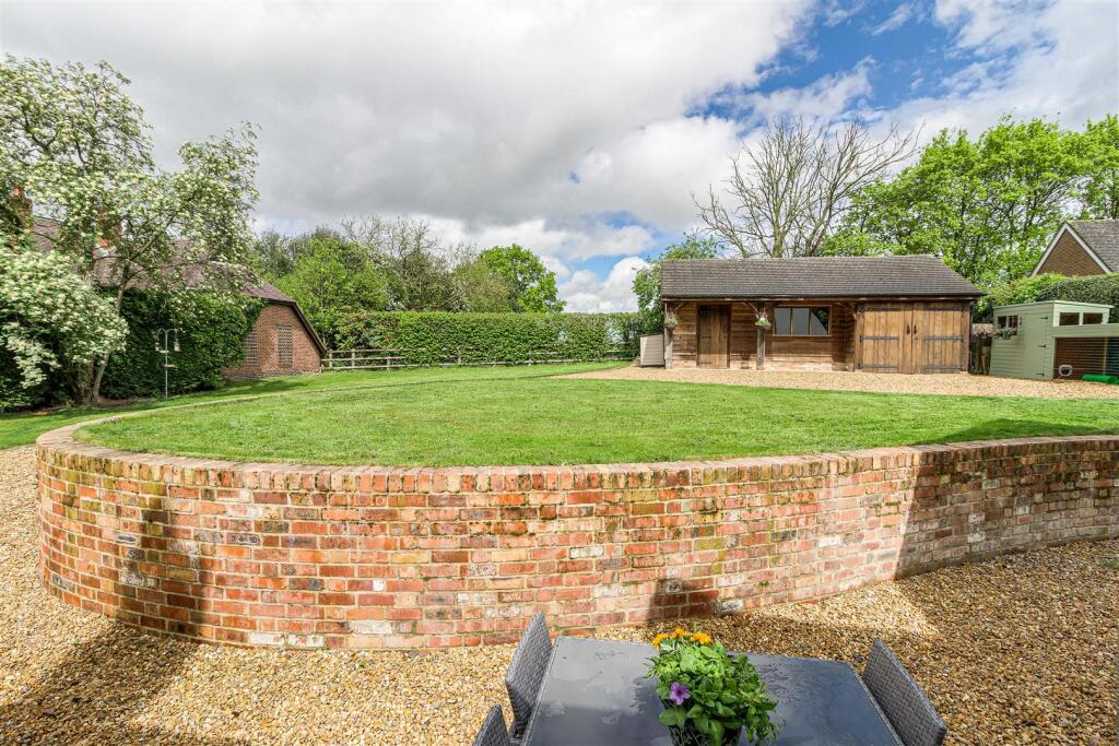 Apricot Cottage