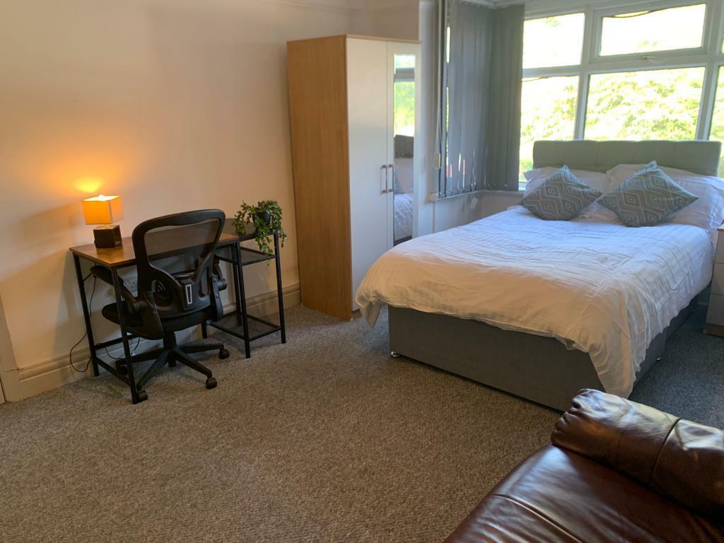 Room 4