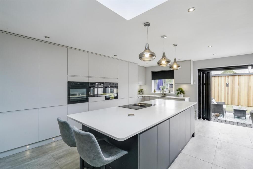 Dining/Living Kitchen