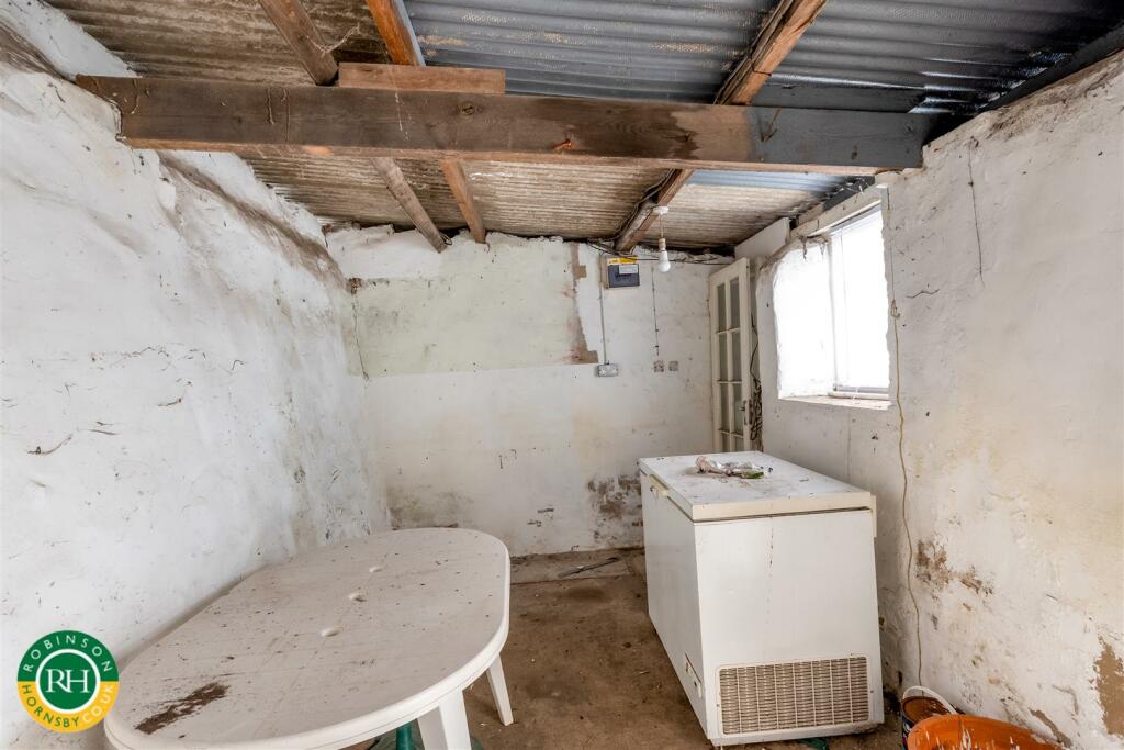 outbuilding