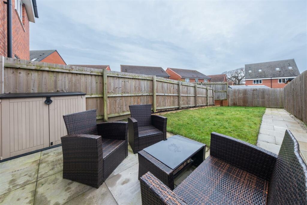 37 Lee Place-039.jpg