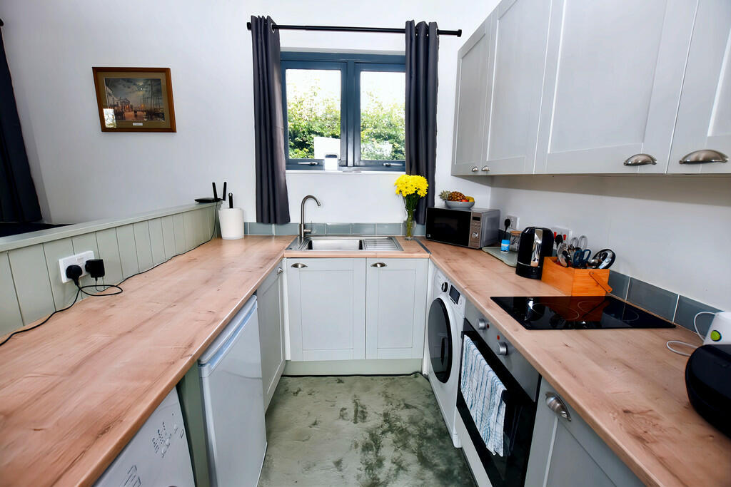 Kitchen 1