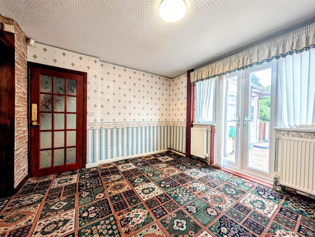 dining room 4.jpg