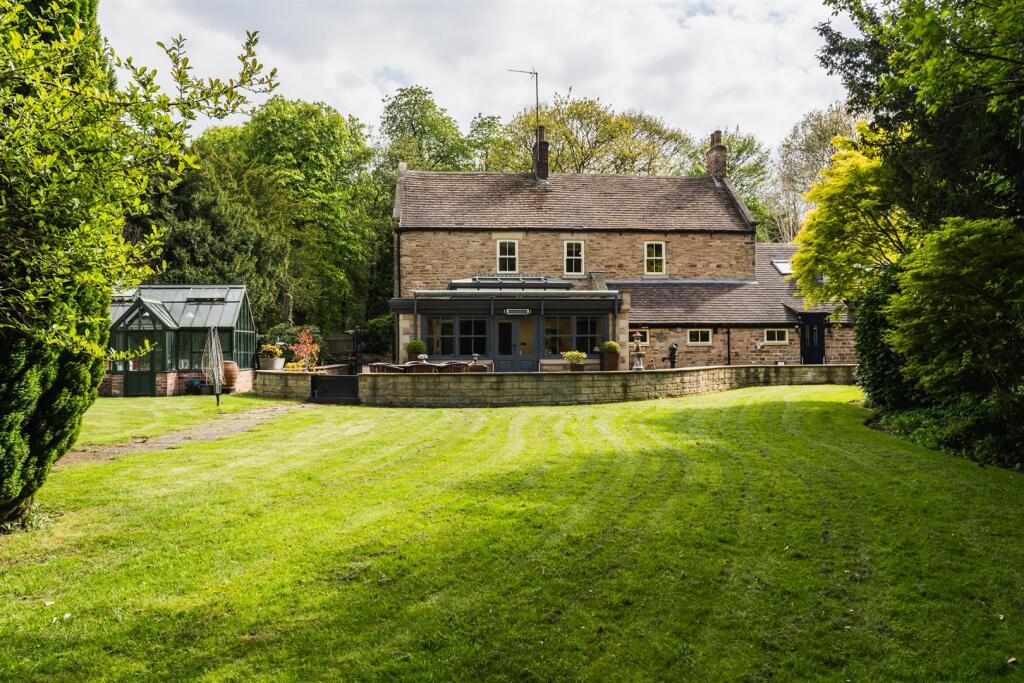 Exterior and Gardens