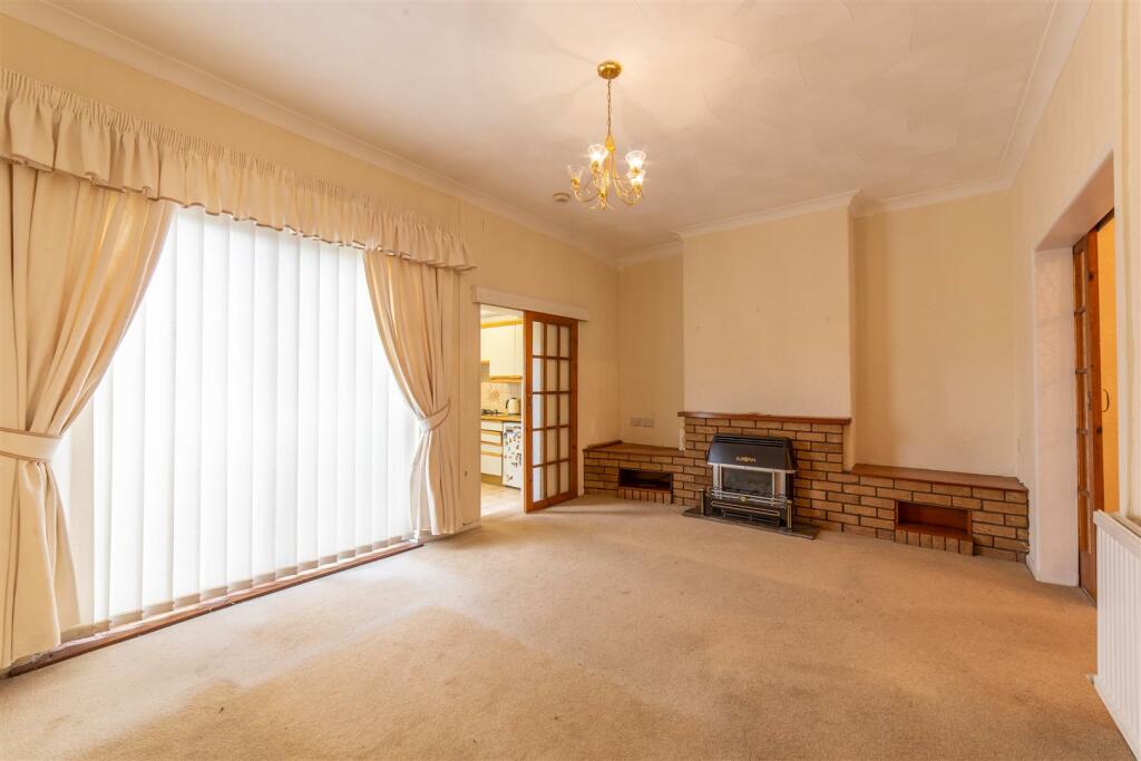 15 Balmoral Road-10.jpg