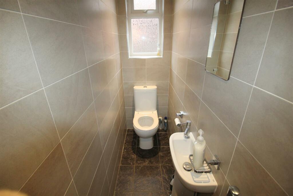 Crosland Road, 39, WC.JPG