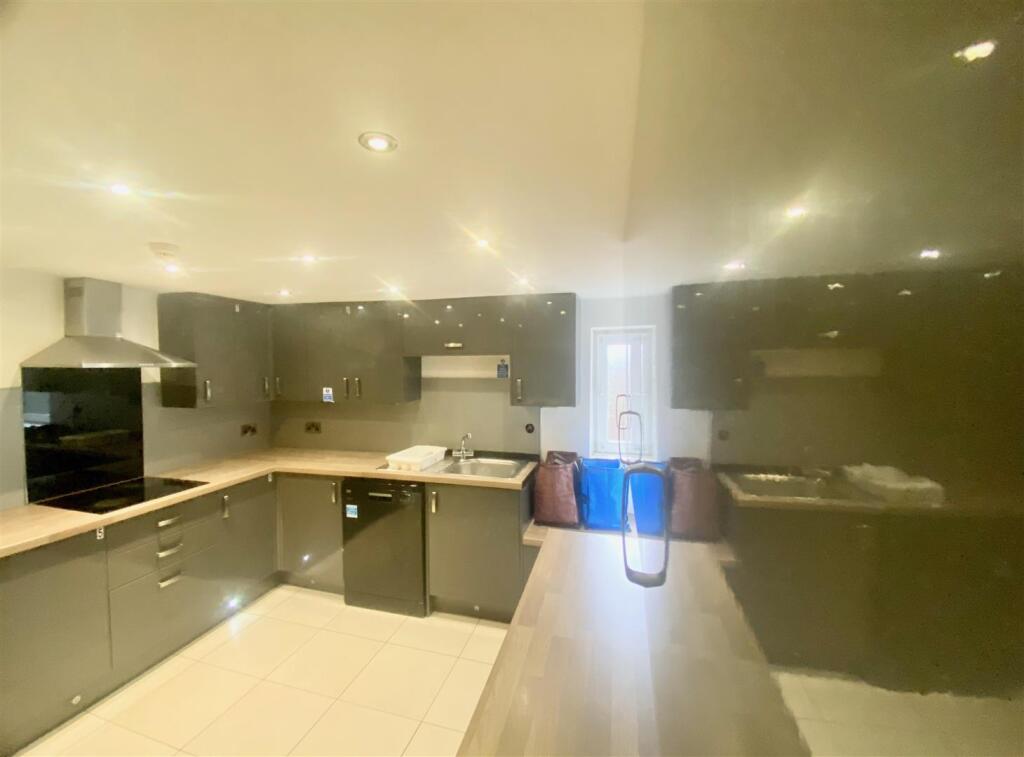 Kitchen.jpeg