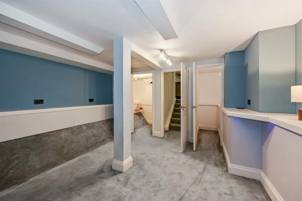 Room 1