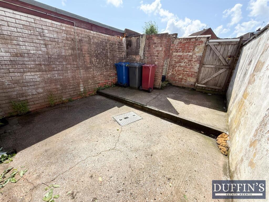 Rear Enclosed Yard