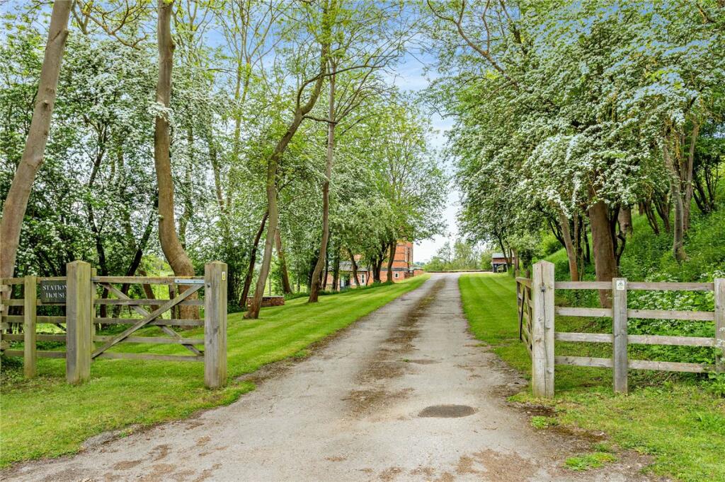 Private Driveway