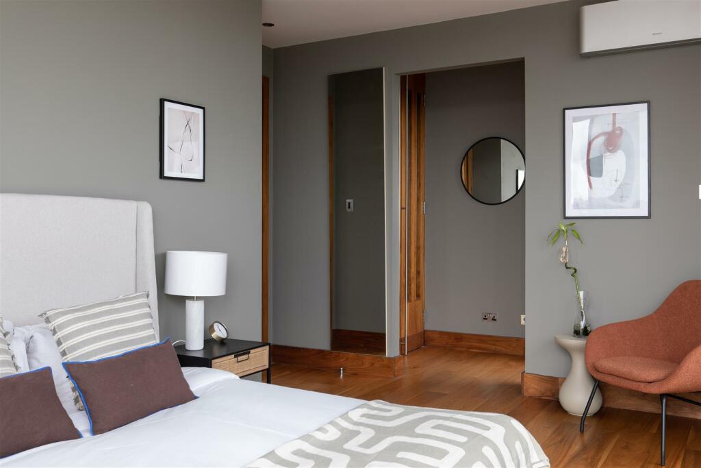 Horizon Building 3.jpg