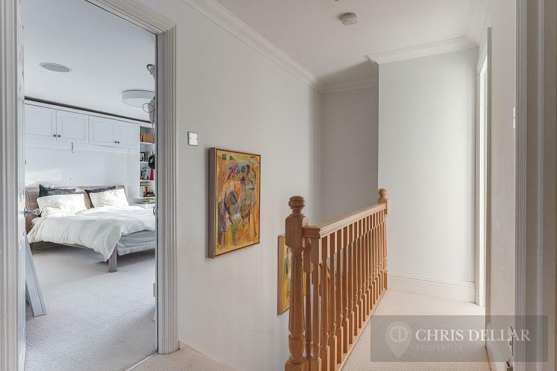 36 Warner Close WM-21.jpg