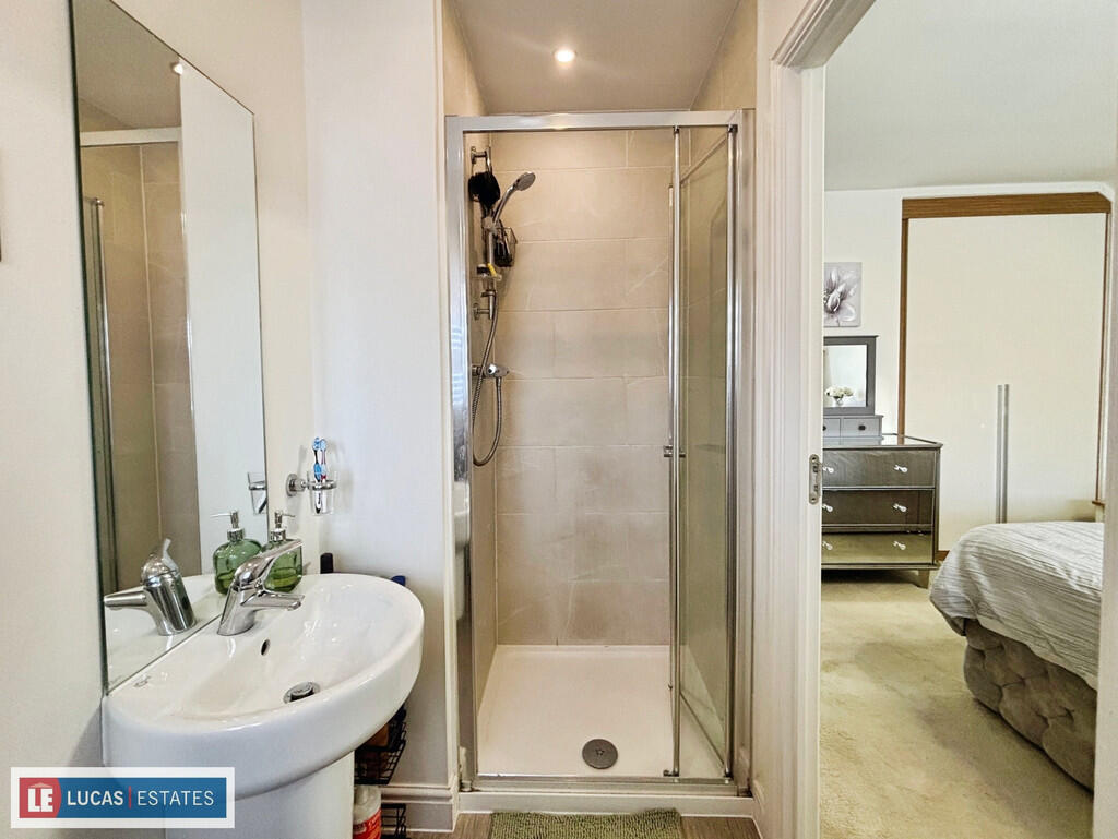 88ff8e88-98-49D1-...