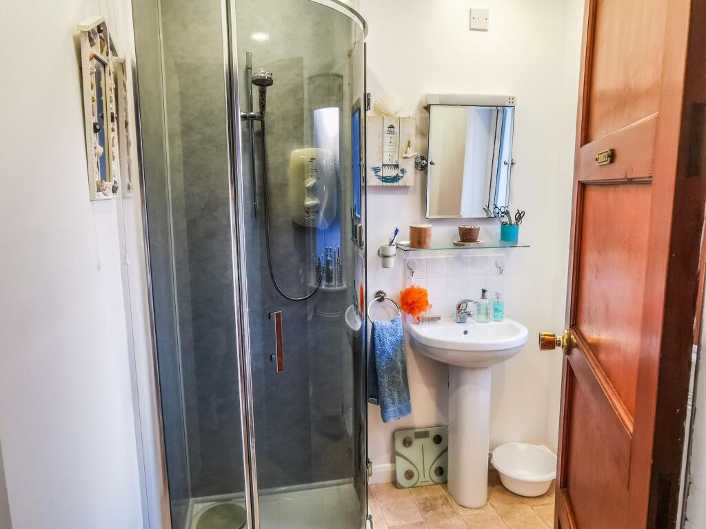 Family Shower-room