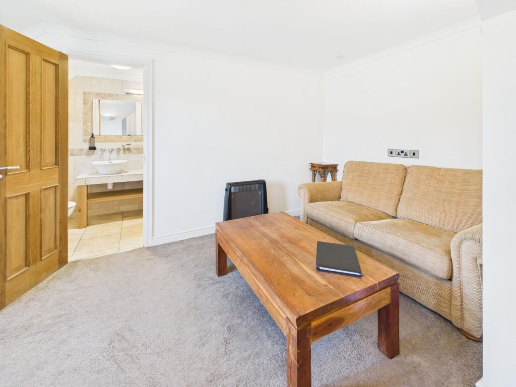 Guest room