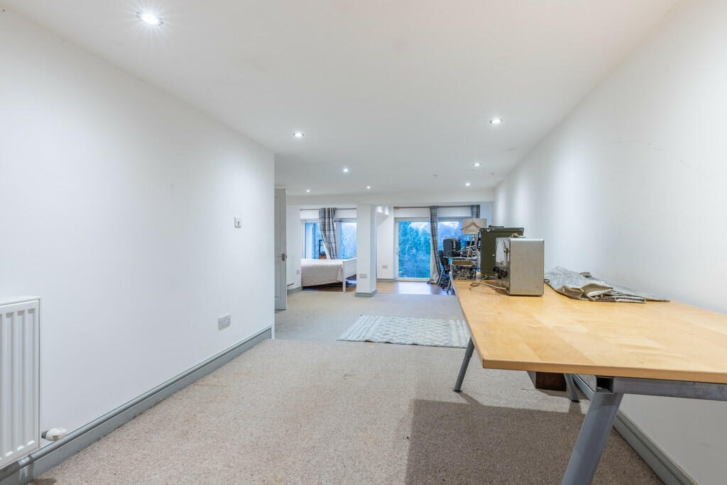 Open Plan Lower G...