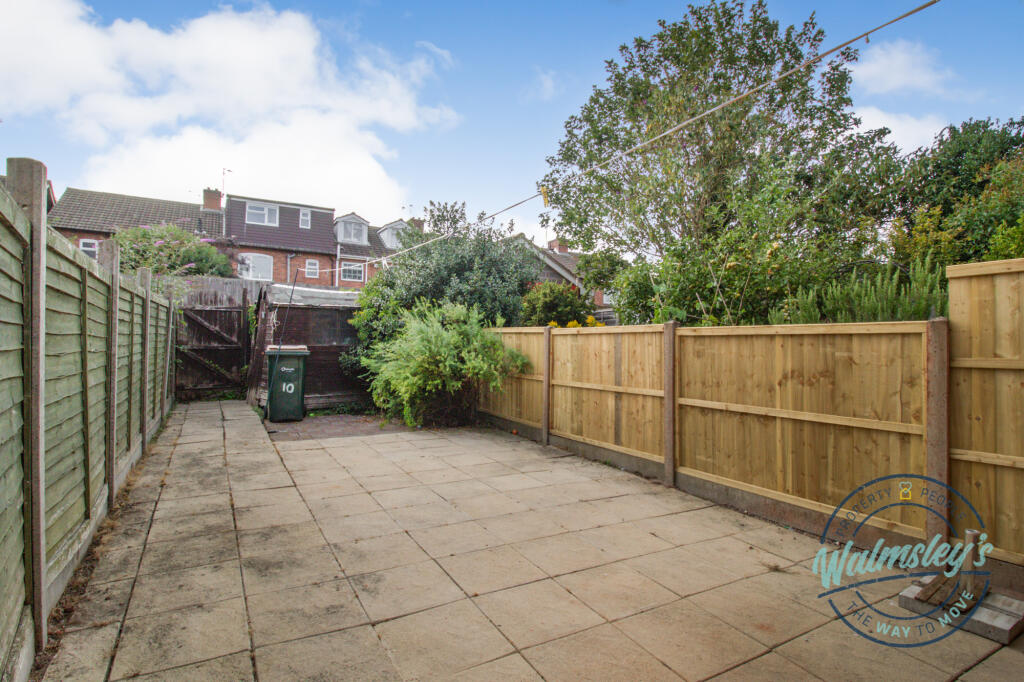 Rear patio gardens