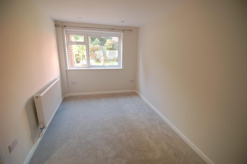 2 Buckingham Court (