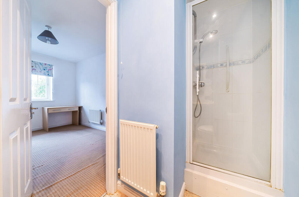 23-681b9c85943a8-...