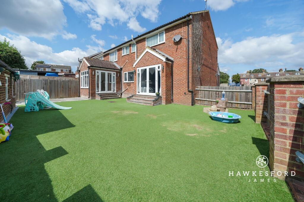 Hall Close, Sittingbourne - Rear garden