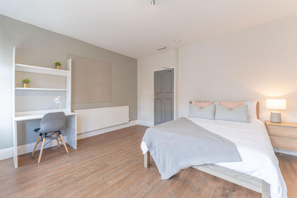 28 Johnson, Bedroom 5