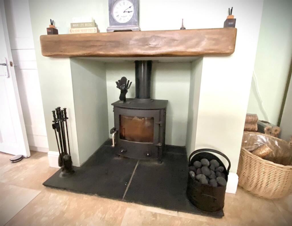 LOG BURNER.jpg