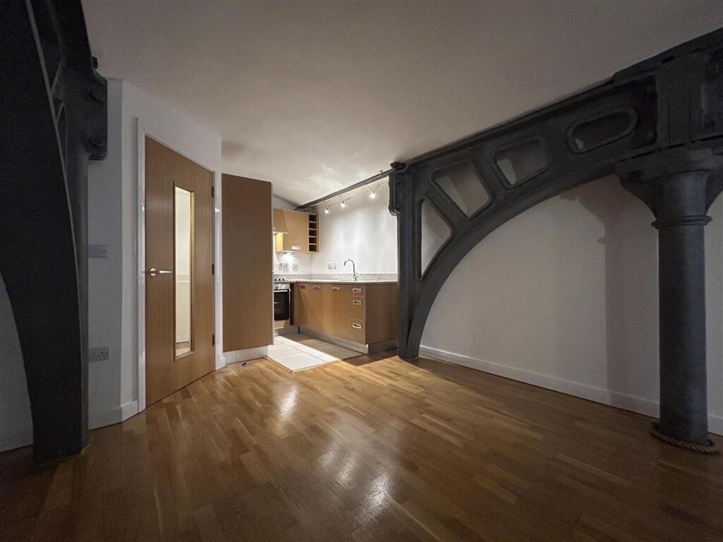 Living Kitchen.jpeg