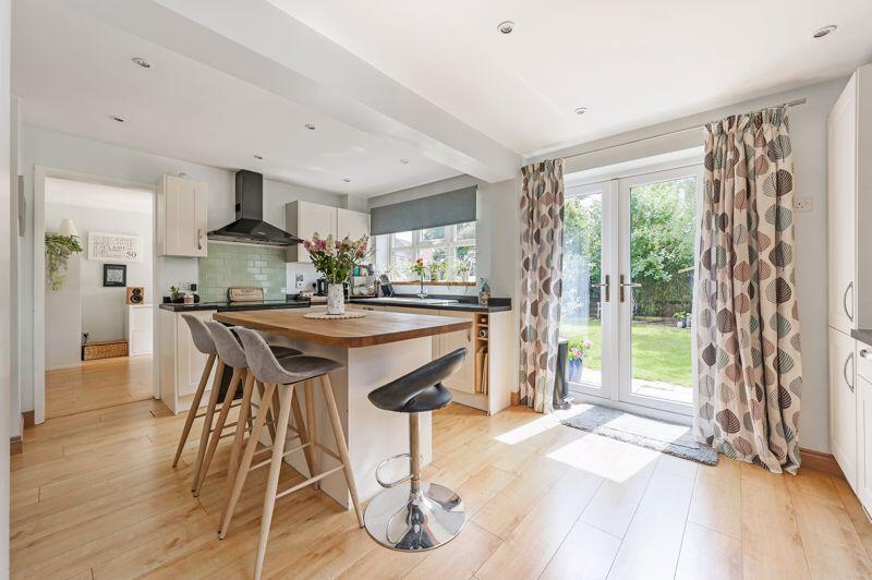 Kitchen / Breakfast Room 