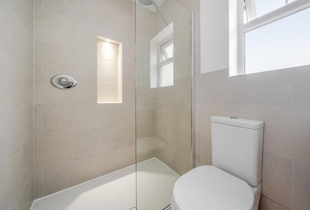 1327626-18-688a27...