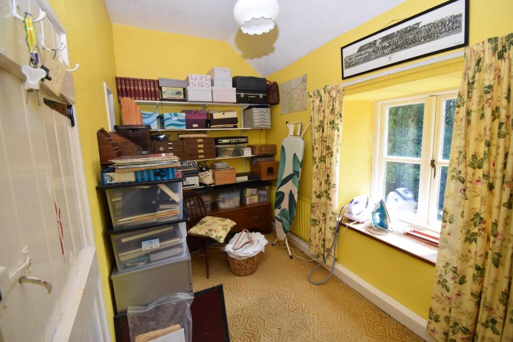 Bedroom 3 / Study
