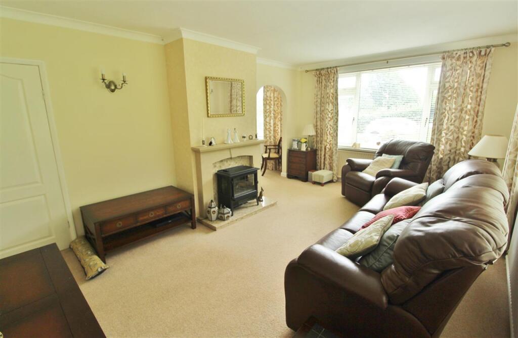 SITTING ROOM -