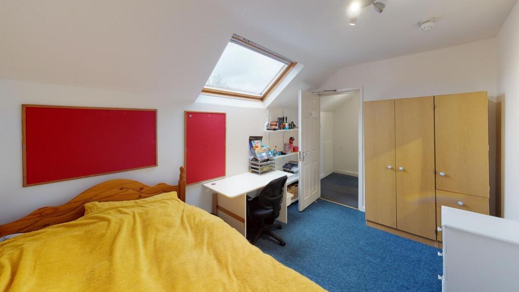 16-Watson-Road-Bedroom.jpg