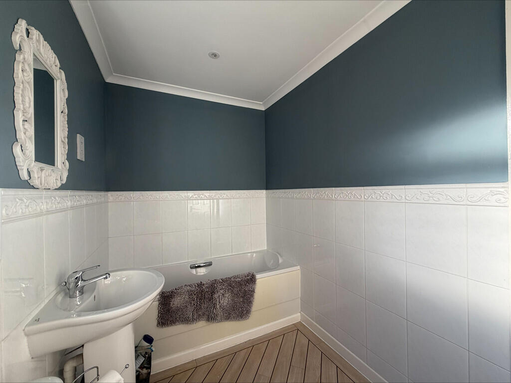 processed-949225F...