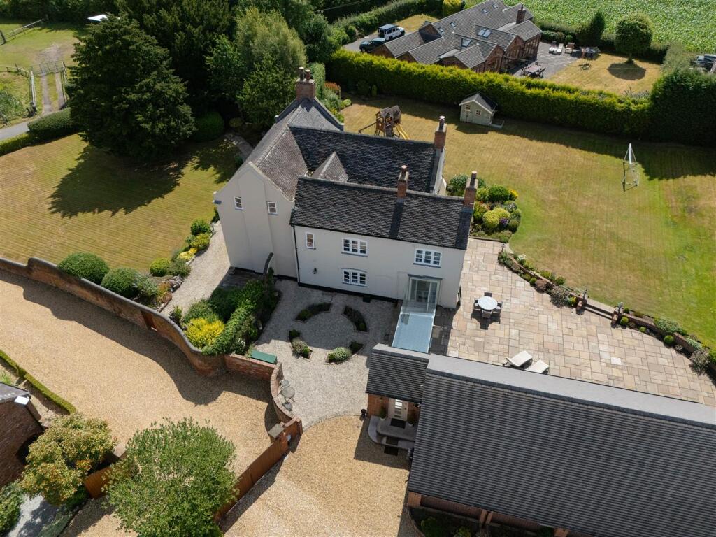 Hammerwhich Place Farm Drone-3.jpg