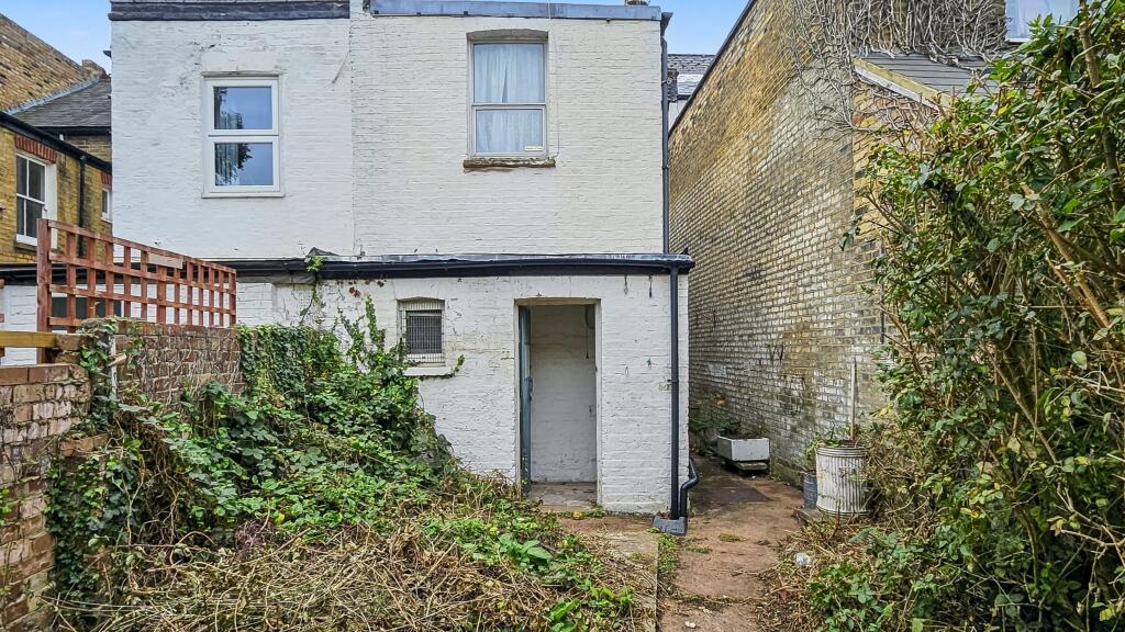 10 Brouncker Road, Acton, London W3 8AQ