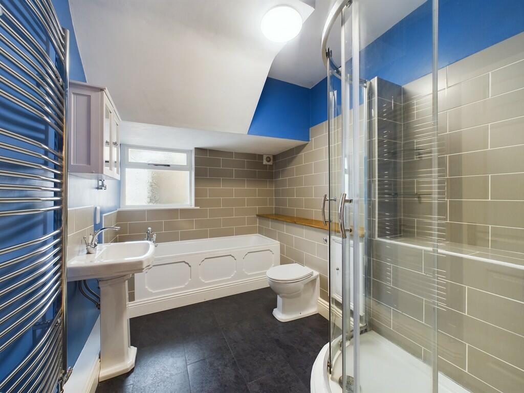 CAM02089G0-PR0310...