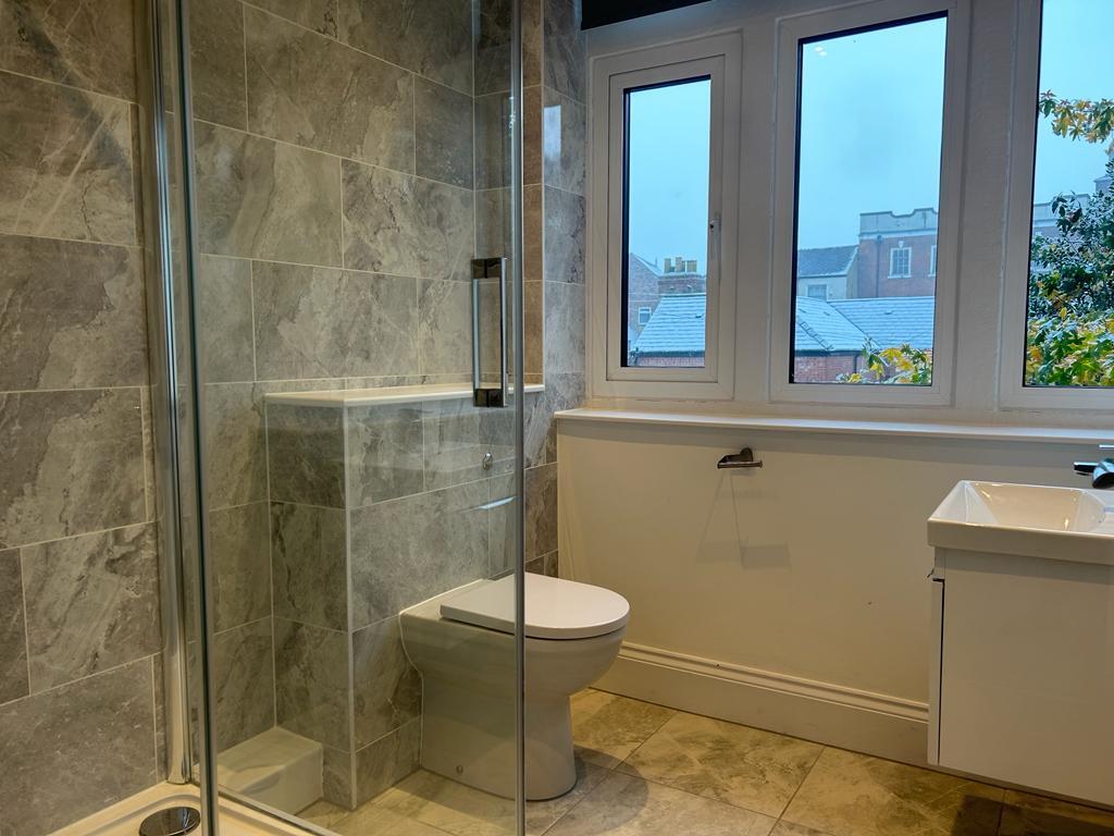 En-suite Bathroom