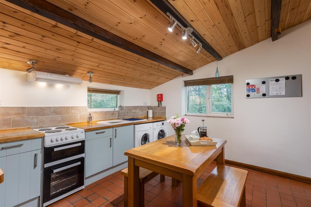Wayside Cottage Kitchen-1.jpg