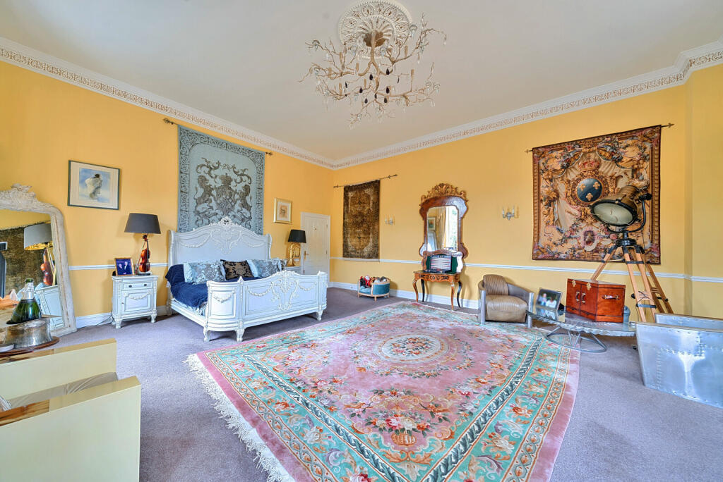 1324759-4-68765fb...