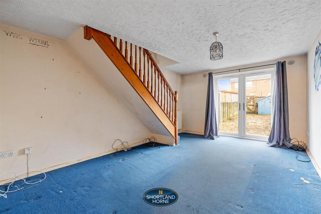 13 Lymington Drive (13 of 17).jpg