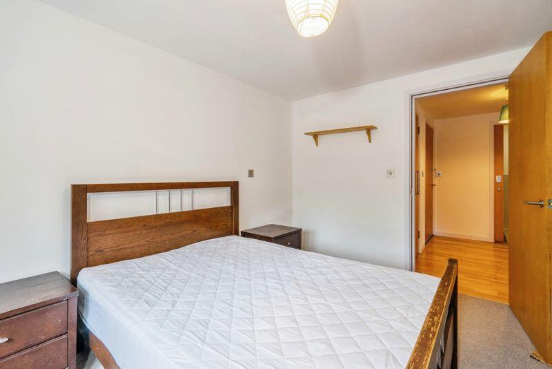 Bedroom 2 (2)