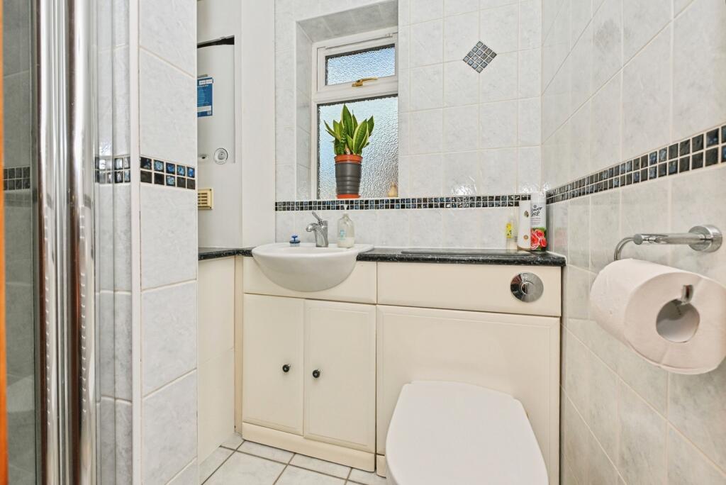 W/C Shower