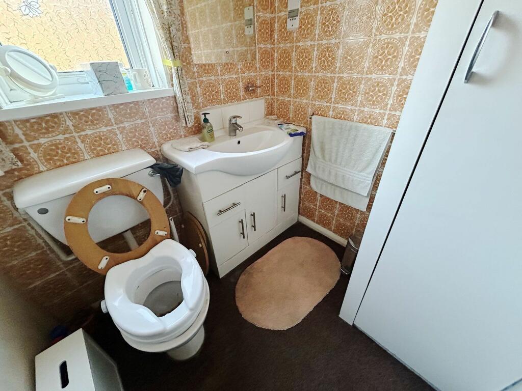 Upstairs WC