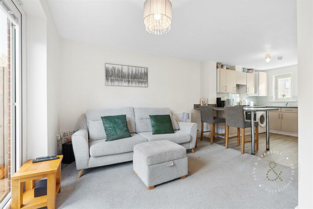 Rees Drive, HernCrabtree (14).jpg