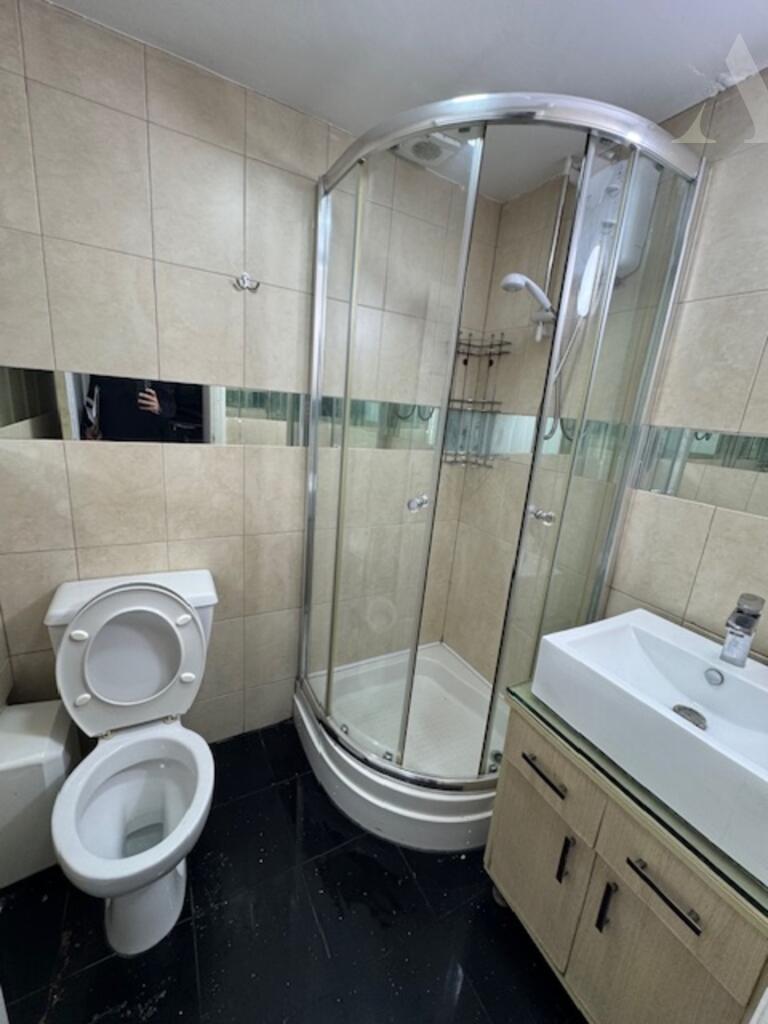 Fairholme shower room