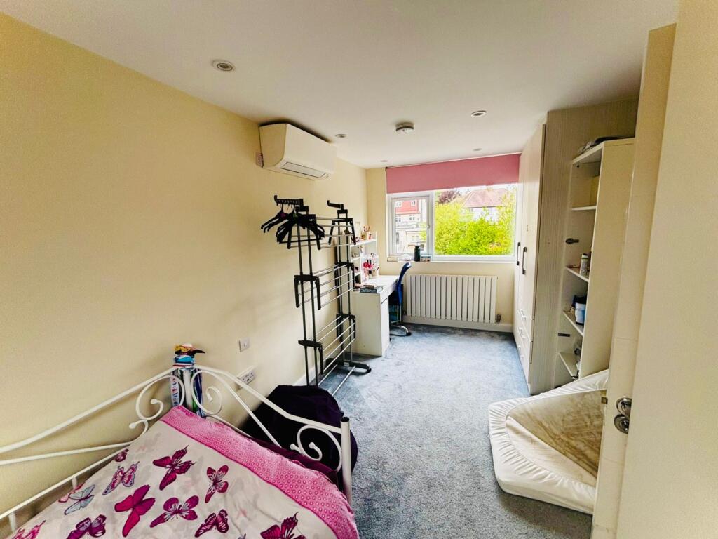 WhatsApp Image 2025-08-18 at 12.56.55_d1738d35