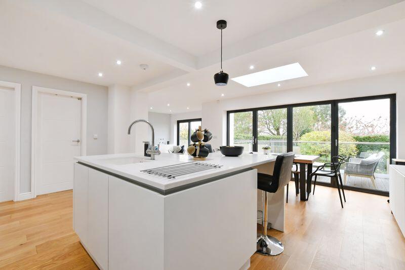 Open Plan Family Dining Kitchen 