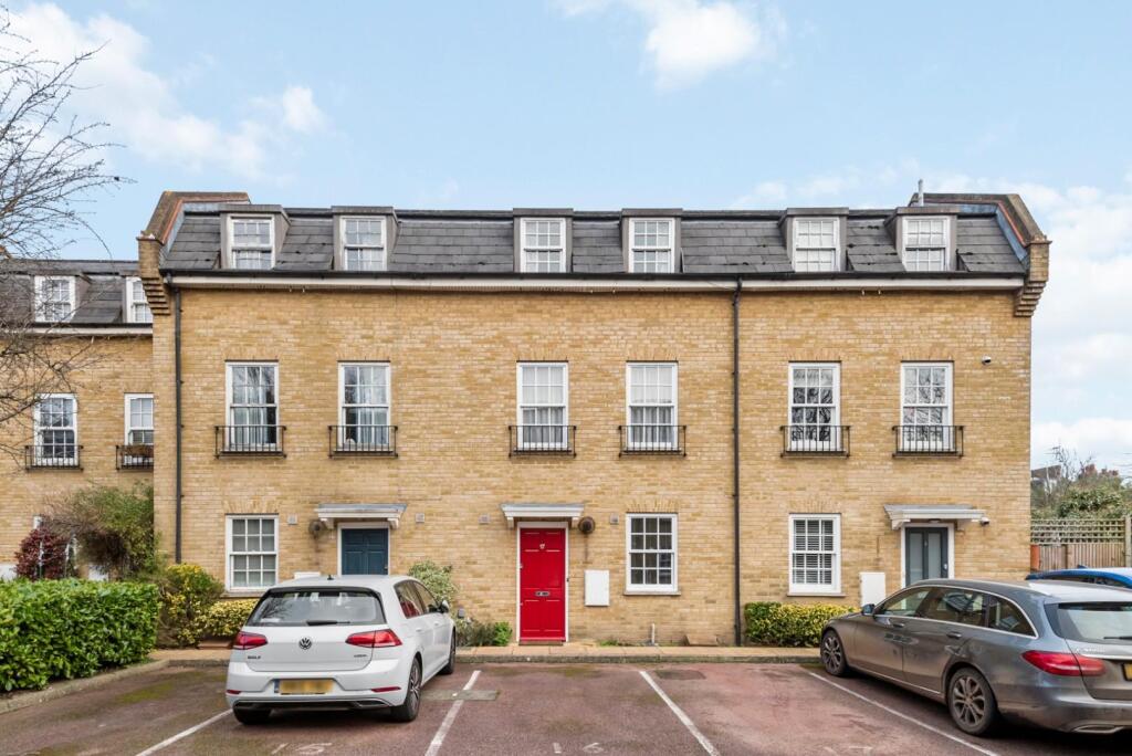 Brading Terrace 17 Ph12.jpg
