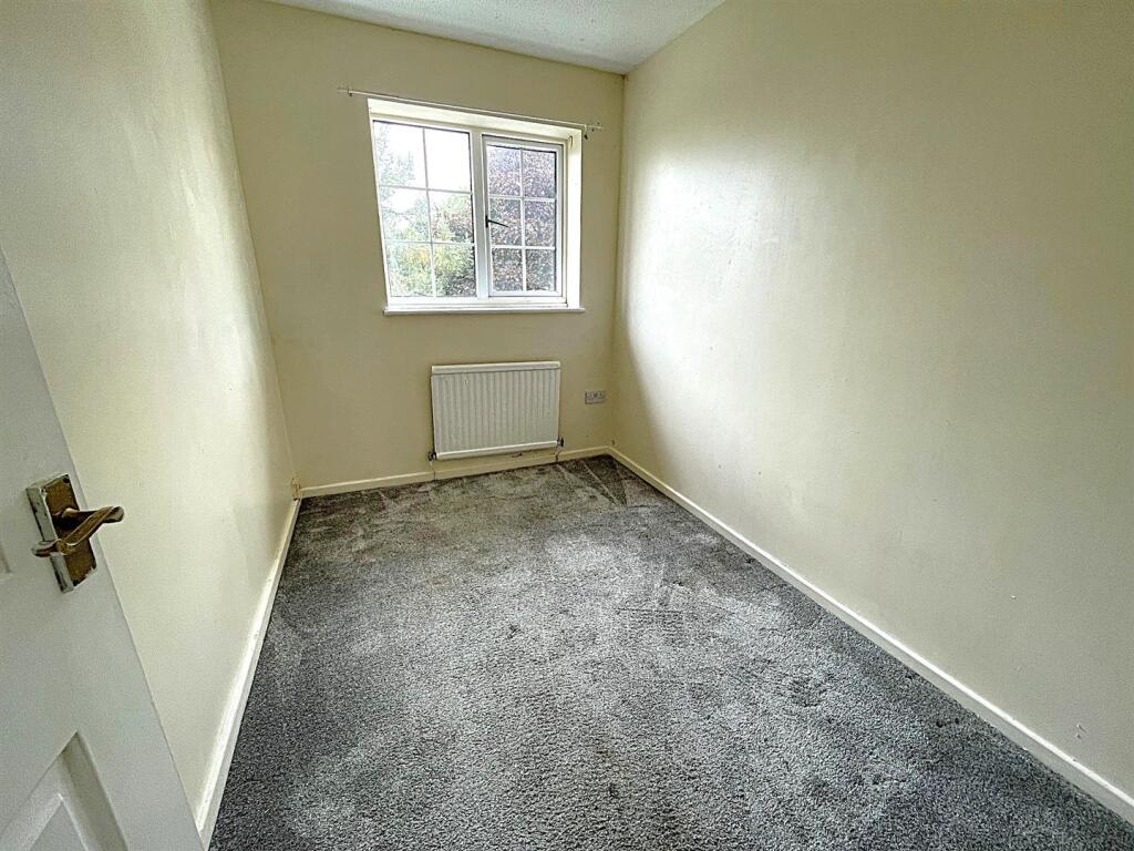 Bed 3.jpg